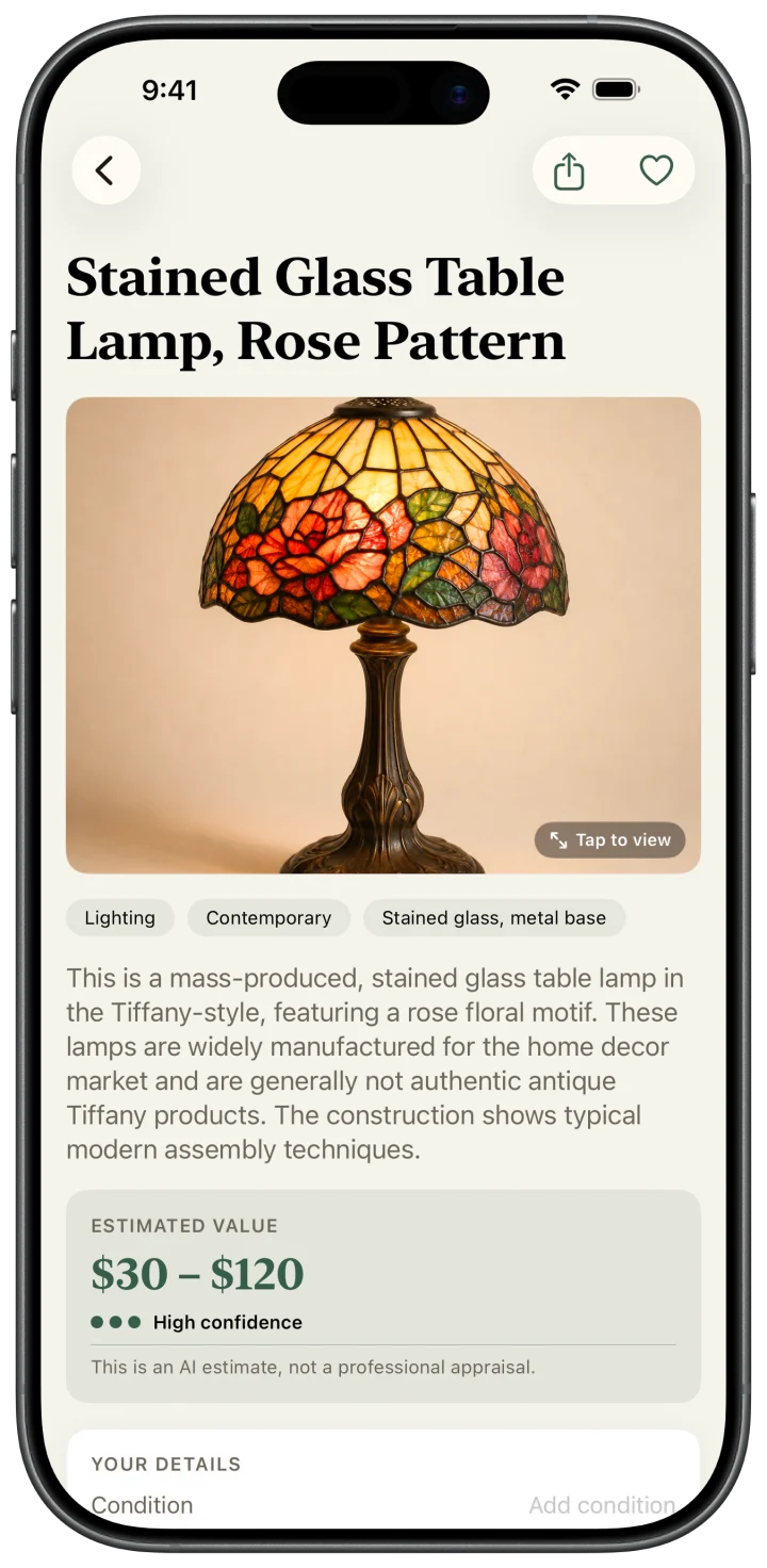 A Kist item page showing the estimated value range and the AI estimate disclaimer